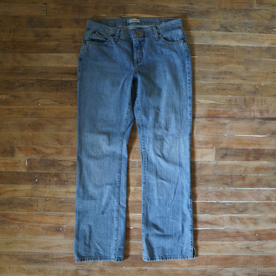 Y2K Wrangler Cowboy Cut Mid Rise Jeans