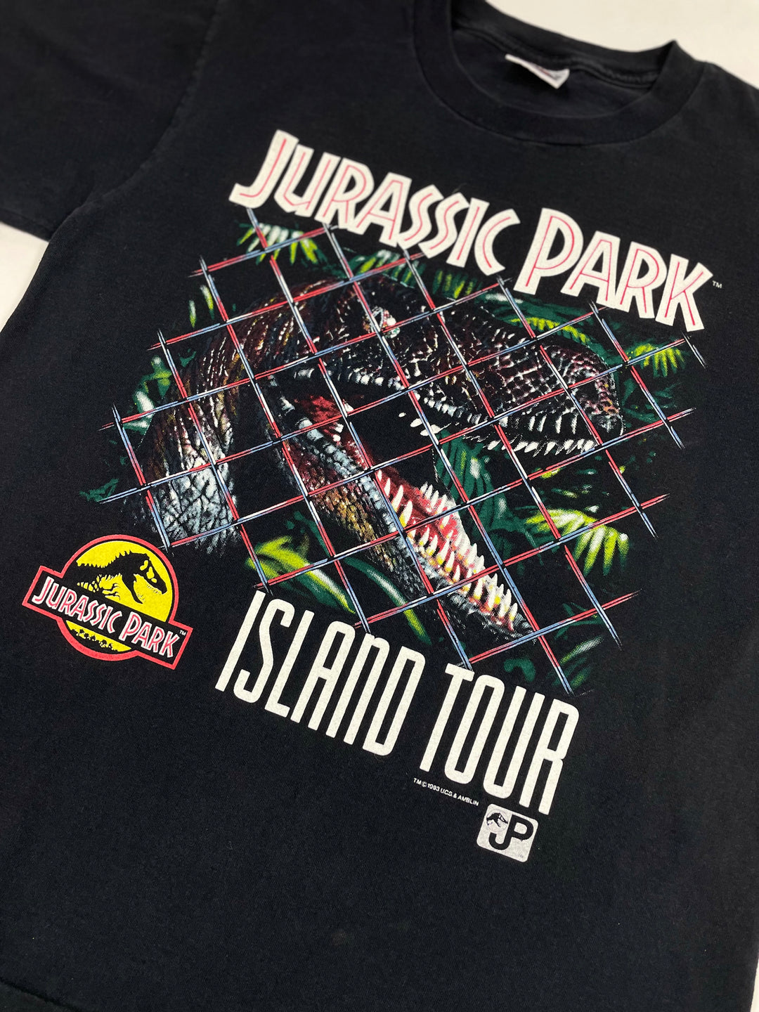 Vintage 90s Jurassic Park Island Movie Tee - West Block Vintage