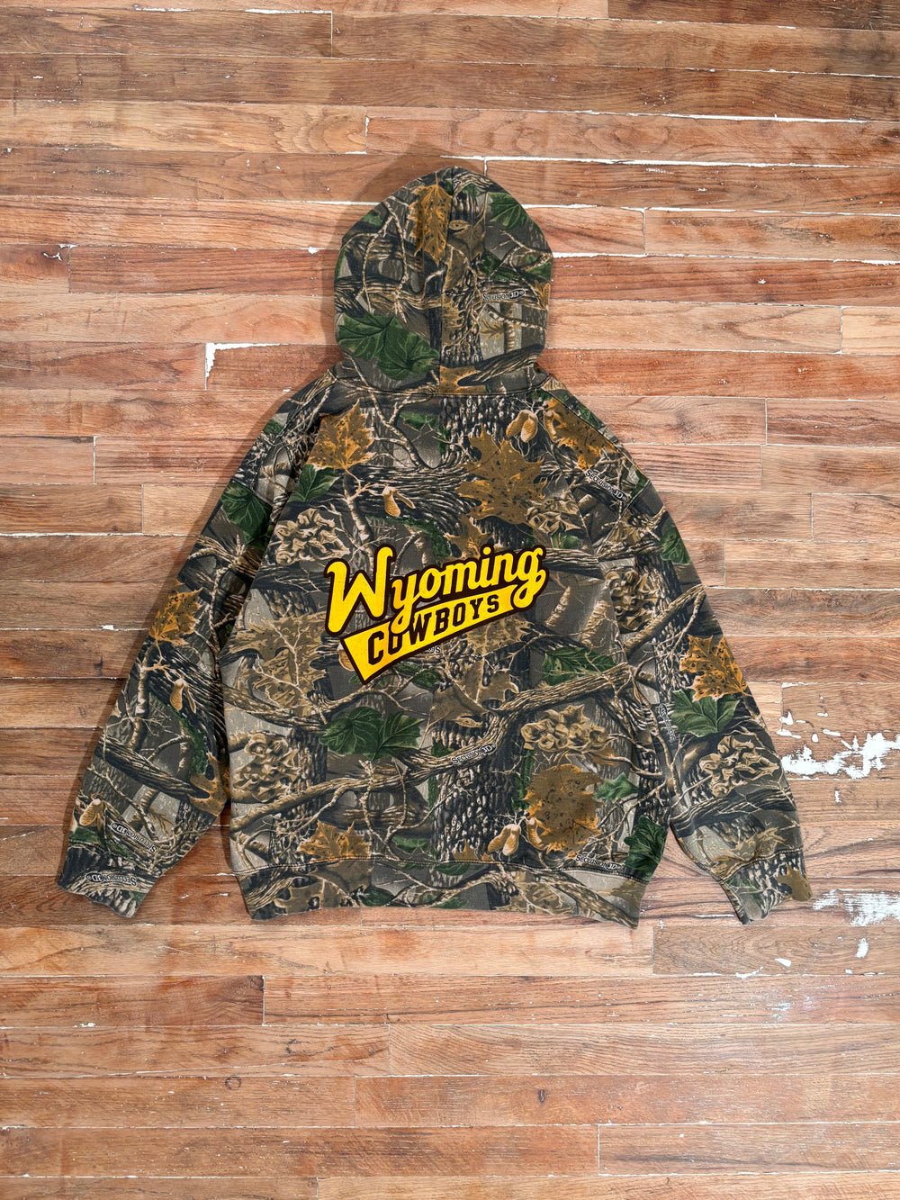 Y2K Cableas Seclusion 3-D Camo Script