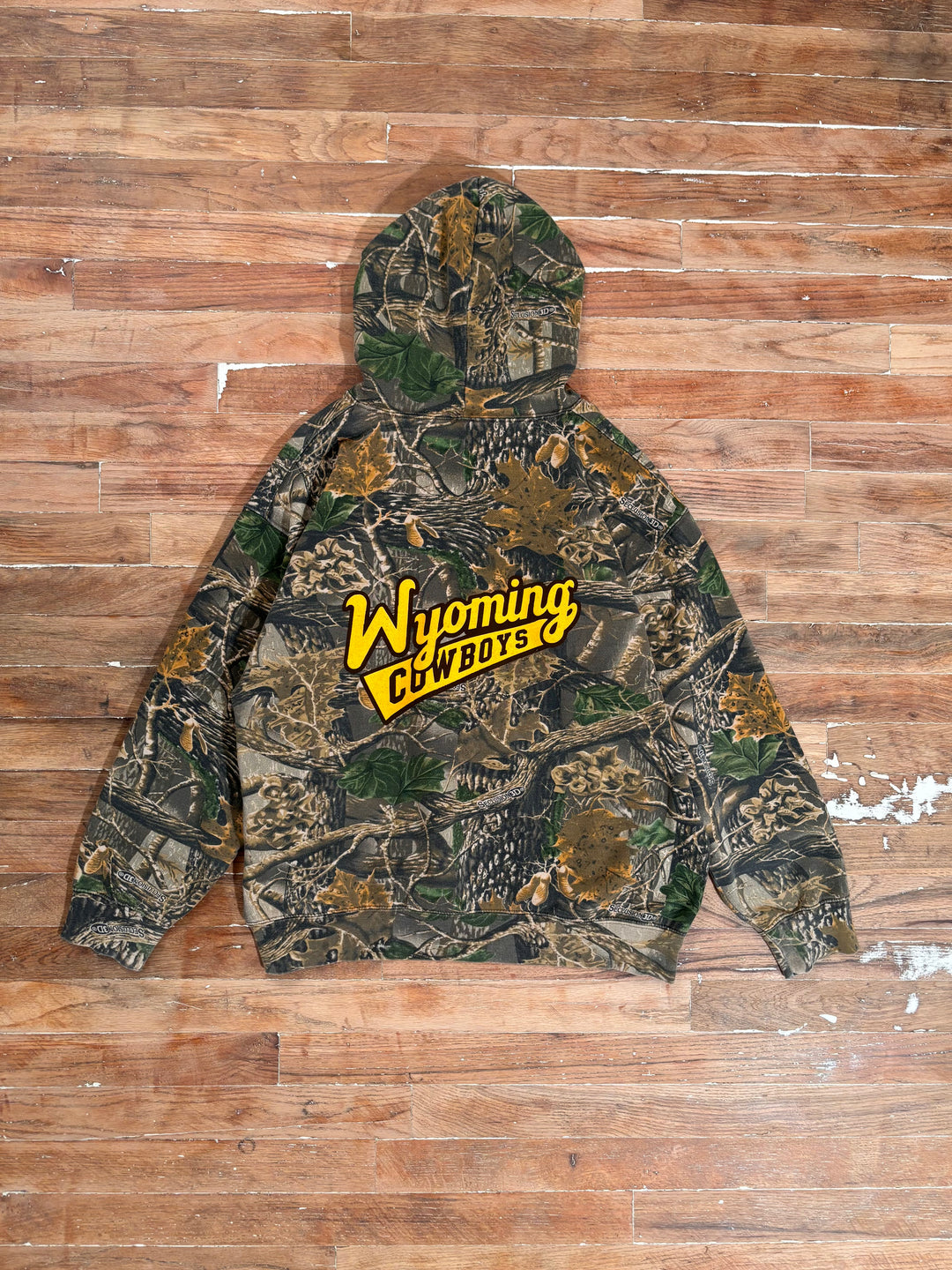 Y2K Cableas Seclusion 3-D Camo Script